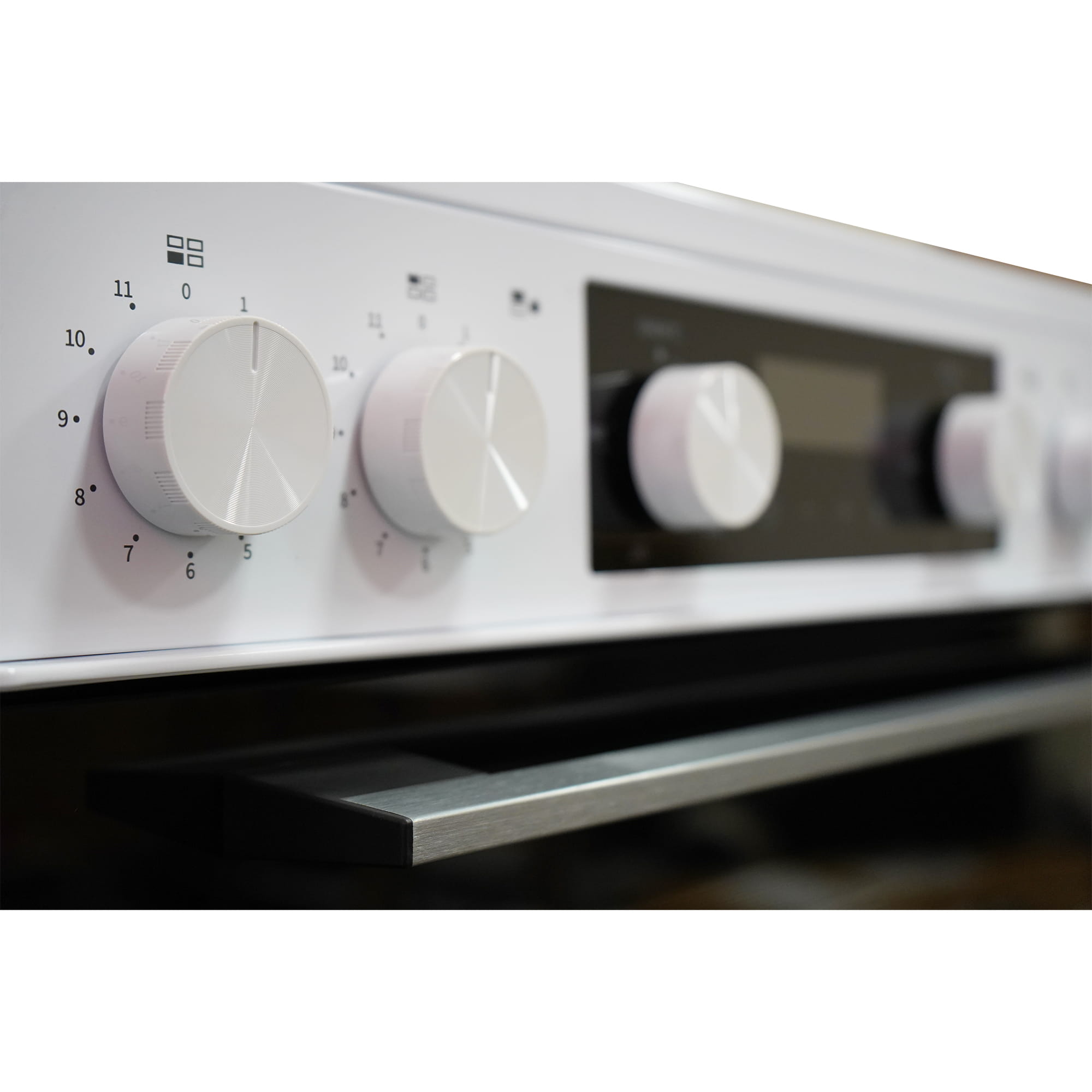 Montpellier MDAFCD60FW 60cm Ceramic Double Cooker in White 3 Montpellier MDAFCD60FW 60cm Ceramic Double Cooker in White - Image 3